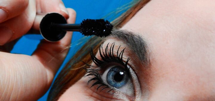 sobrancelhas-perfeitas-em-6-truques